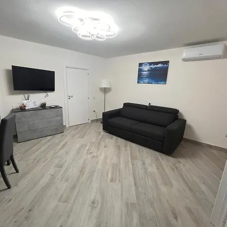 Mareluna Gradoni Di Chiaia Apartment *