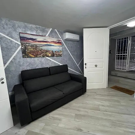 Apartment Mareluna Gradoni Di Chiaia Naples