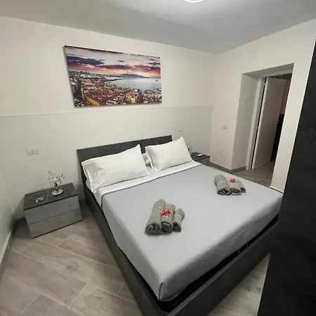 Διαμέρισμα Mareluna Gradoni Di Chiaia