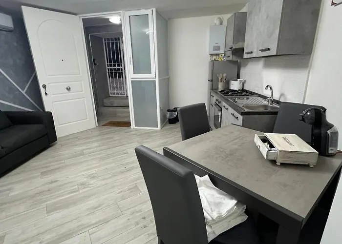 Mareluna Gradoni Di Chiaia